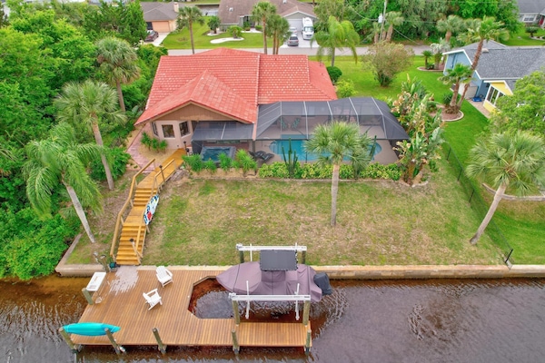 GORGEOUS RANCH WATER FRONT HOME