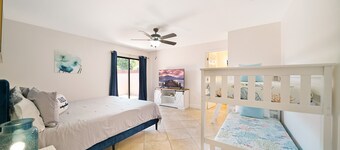 Fabulous Waterfront Villa Sleeps 10 Heated Pool&New Spa SUP Kayak drive to beach