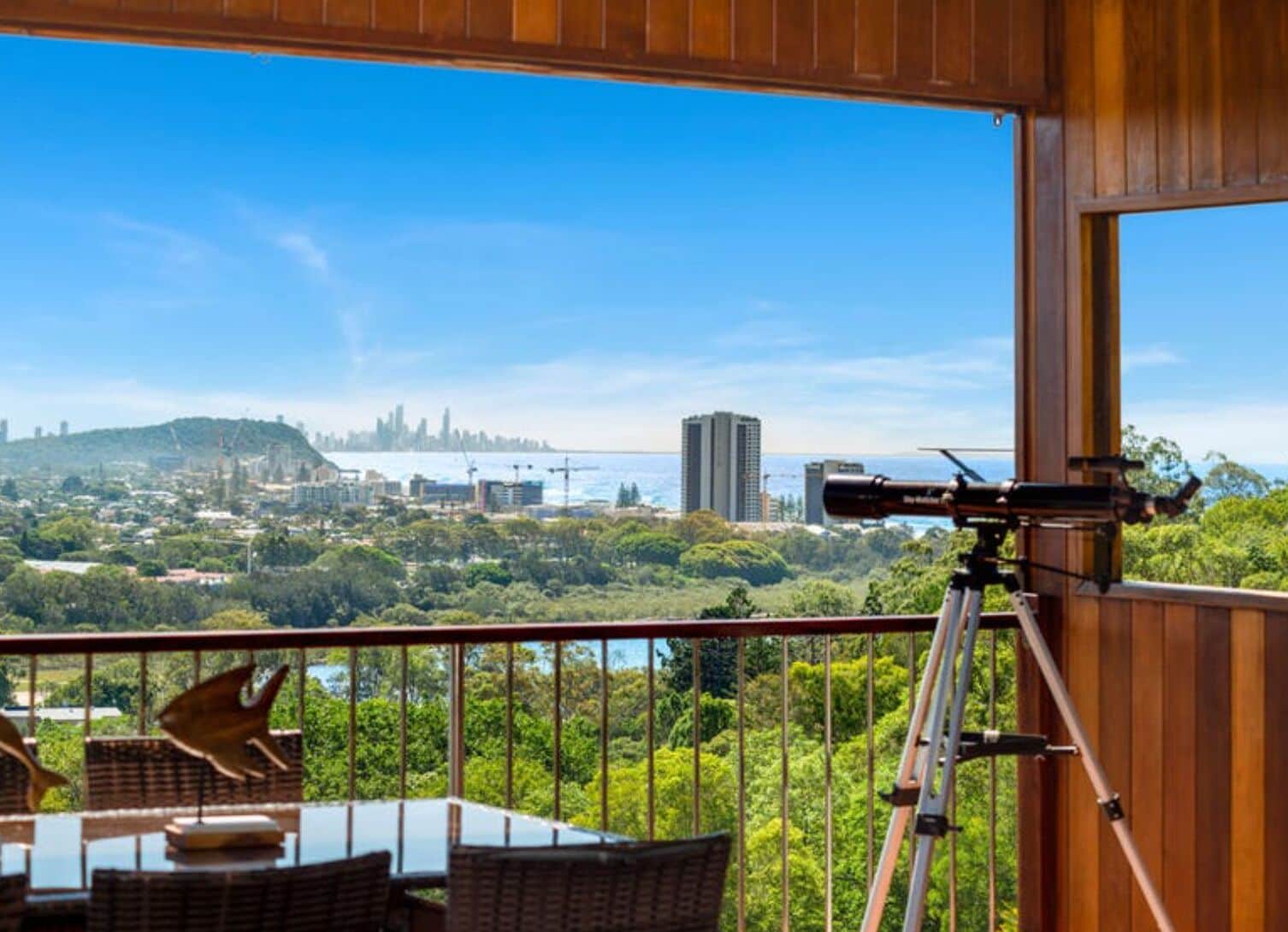 Currumbin Oasis 180 views, pool in gated estate