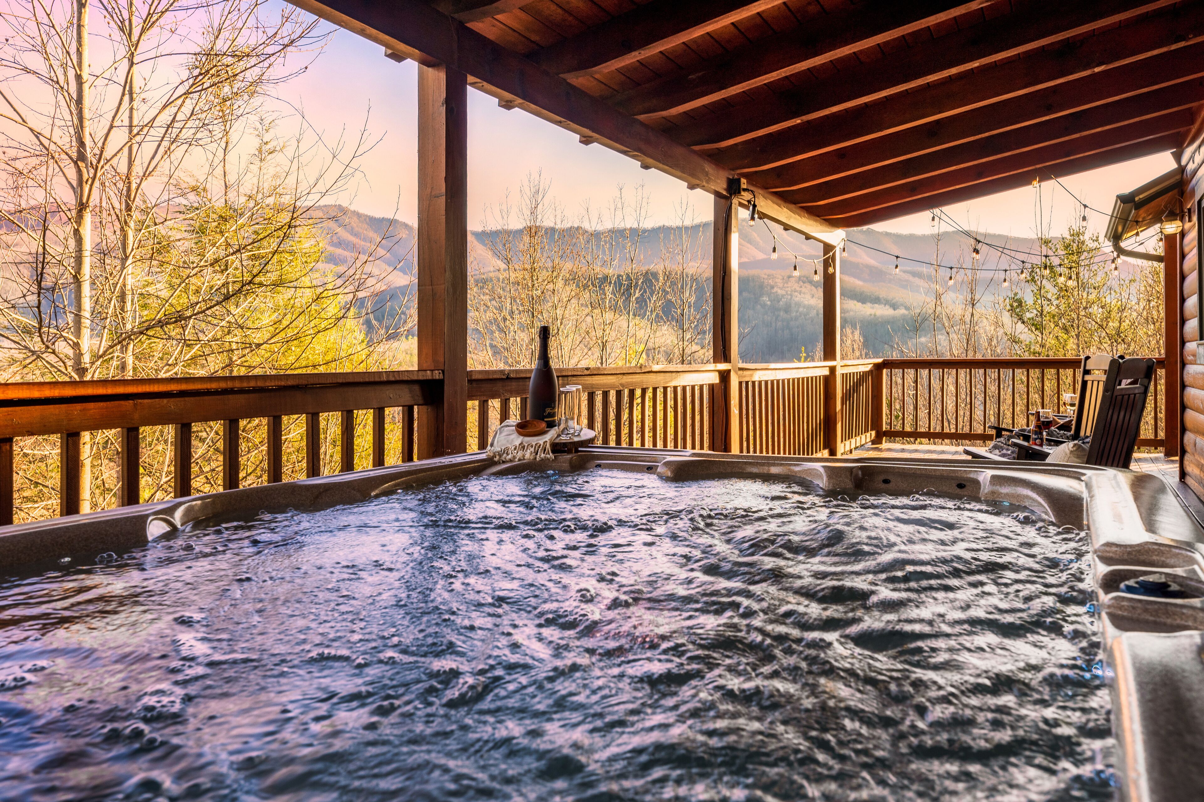 Outdoor spa tub