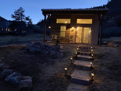 Pristine New Modern Bungalow At the Base of The National Forest; 1 Acre of land