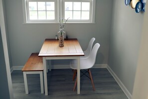 Dining - Renovated home in Speedway minutes from Indy 500 and close to Downtown (Indianapolis)