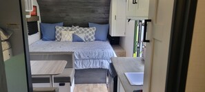 1 habitación, camas con efecto memoria y ropa de cama