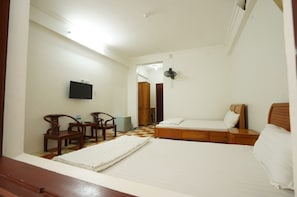 Executive Room | Living area