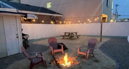 Seaside Beach Suites - Apt #4