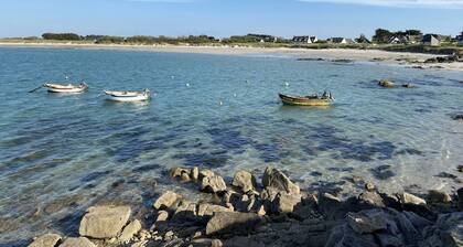 Bright gîte 70 m from the sea- SPA- Sea view- Electric car terminal