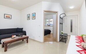 1 bedroom, in-room safe, free WiFi, bed sheets