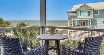 Luxe Beachfront WindMark Cottage w/ Deck!
