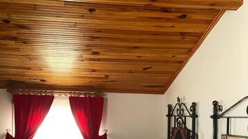 واي فاي مجانًا وملاءات أسرّة