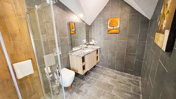 Cabezal de ducha tipo lluvia, artículos de tocador de diseñador