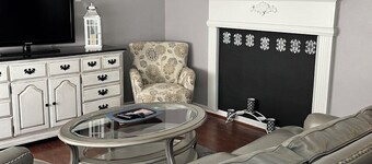 Single house 3 bed rooms bath kitchen sitting room