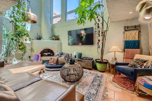 Cozy Historic Duplex Located in the Heart of Denver -  Private Home Gym!