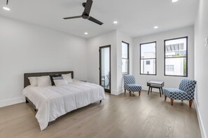 4 bedrooms, iron/ironing board, free WiFi, bed sheets