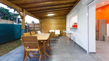 Desayuno a la carta los fines de semana (EUR 20 por persona)