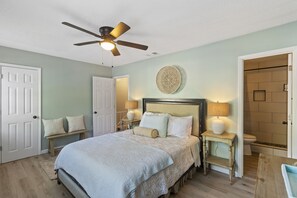 3 bedrooms, travel cot, WiFi - #51 Superior Condo 5 Mins to Beach Pool 3BDR/2 Park (Hilton Head Island)