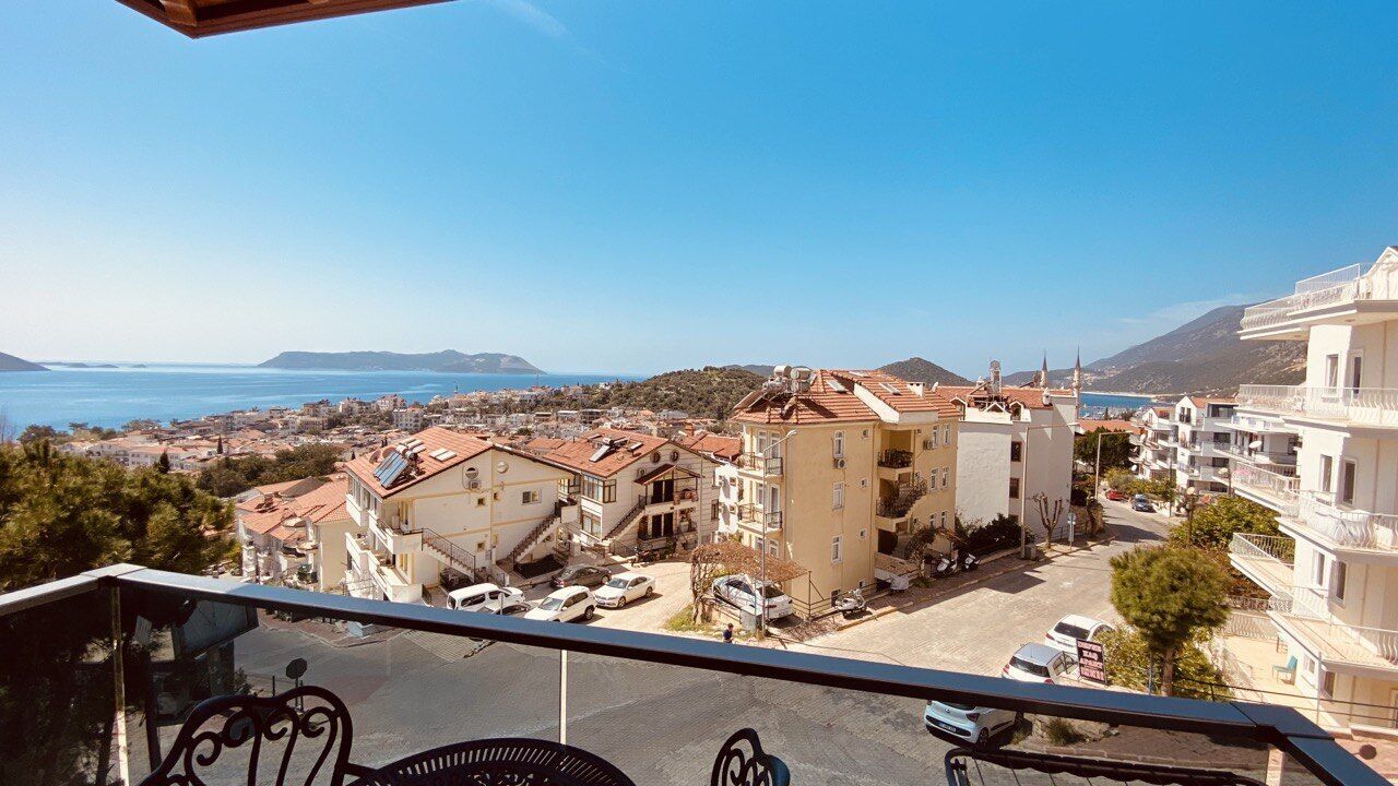 Deluxe Condo, 1 Queen Bed with Sofa bed, Non Smoking, Sea View-105 | Terrace/patio