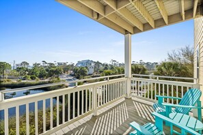 Property grounds - 5 Bdrm, Community Pool, Views of Bay and Gulf (Cape San Blas)