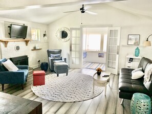 Smart TV, fireplace, books