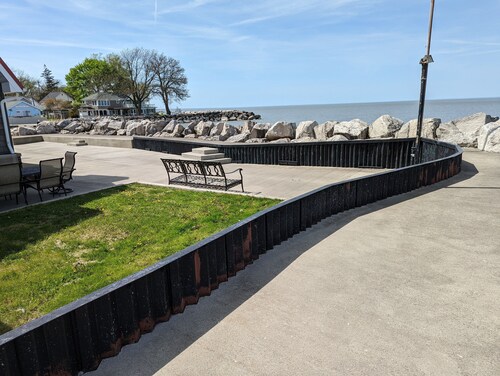 Lake Front! Beach Access! Sunroom! Amazing Lake Views! New Listing! Cedar Point!