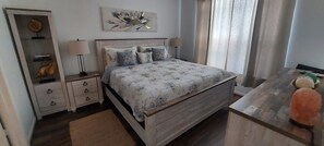 1 bedroom, in-room safe, iron/ironing board, free WiFi
