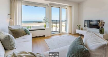 Seacarl - stunning apartment with frontal sea view