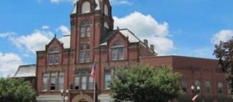 Large Home in Southeast, Ohio