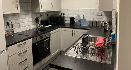 Nottingham Comfy Home newly refurbished