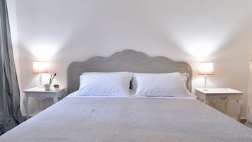 4 Schlafzimmer, Schreibtisch, kostenloses WLAN, BettwÀsche