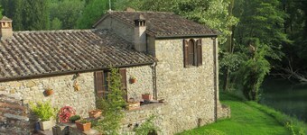 Antico Mulino del 1600 sul Tevere - Antique mill modernized on the Tiber with pool