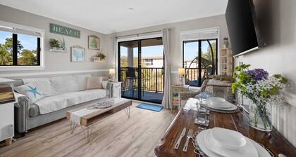 The Admiral's Roost ~ Steps to the beach and pool. Perfect for couples