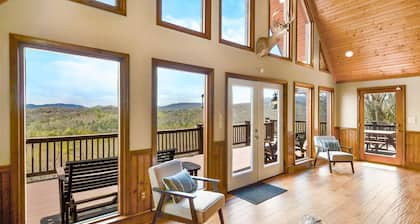 !!Layered Mtn Views!! Sleep 13! 5000 sq ft! 5min to Blue Ridge!