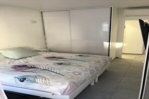 2 camere, ferro/asse da stiro, Wi-Fi, lenzuola