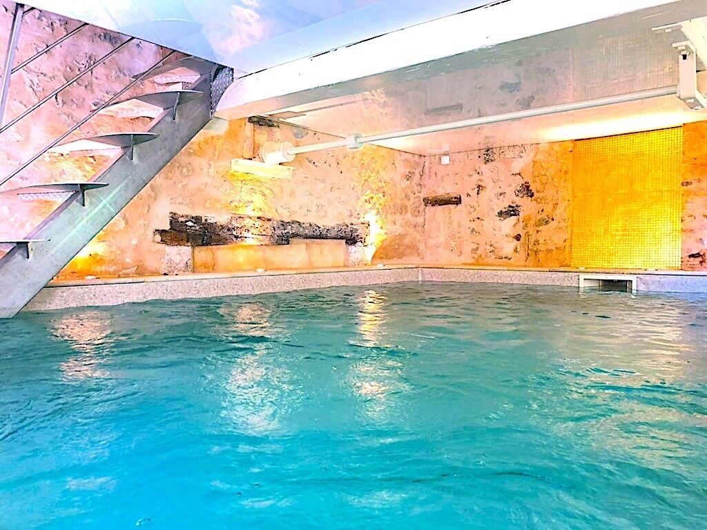 Indendørs pool, udendørs pool