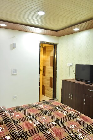 4 chambres, fer et planche à repasser, Wi-Fi gratuit, draps fournis