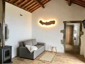 Smart TV, fireplace - Vacation home with fantastic sea views and whirlpool (Pedreira, Nordeste)