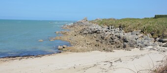 Furnished, 2 stars, with sea view