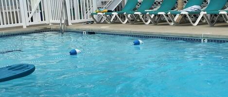 Piscine extérieure, piscine chauffée