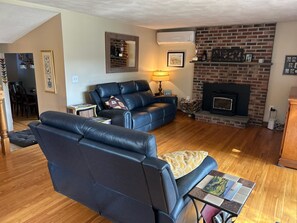 Televisión y reproductor de DVD 