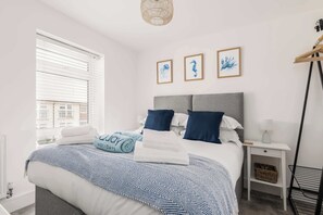 2 Schlafzimmer, Bügeleisen/Bügelbrett, WLAN, Bettwäsche
