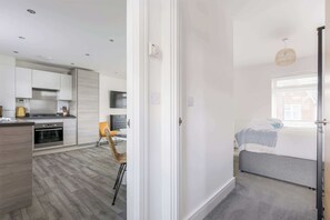 2 soverom, strykejern/-brett, wi-fi og sengetøy