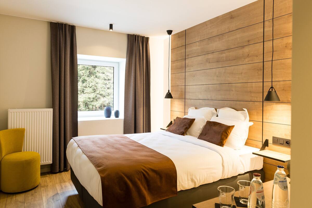 Wifi gratis y ropa de cama