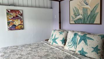1 bedroom, in-room safe, iron/ironing board, free WiFi