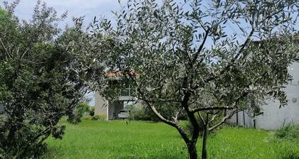 Country house - Villa Agnese - <br>with garden and free parking.