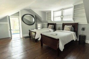 5 bedrooms, iron/ironing board, travel cot, WiFi