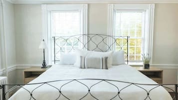 5 habitaciones, tabla de planchar con plancha, cuna de viaje y wifi