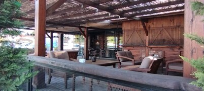Ceneviz Suit Hotel