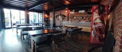 Petit déjeuner continental compris tous les jours