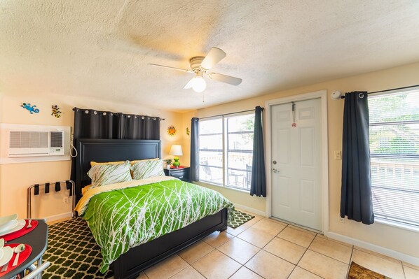 Iron/ironing board, travel cot, free WiFi, bed sheets