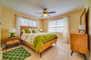 1 chambre, fer et planche à repasser, lit parapluie, Wi-Fi gratuit