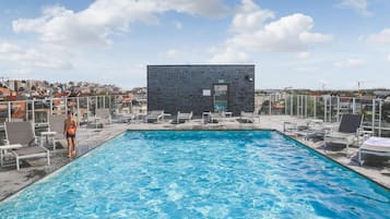 Udendørs pool, opvarmet pool